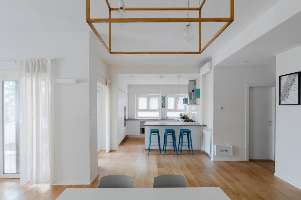 Stupendo Appartamento In Quartiere Residenziale Rome Luaran gambar