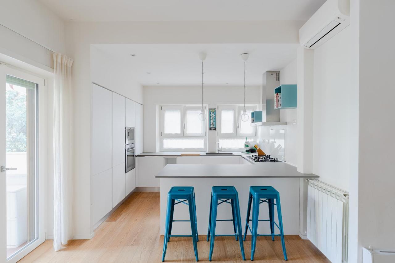 Stupendo Appartamento In Quartiere Residenziale Rome Luaran gambar