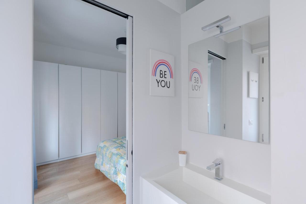 Stupendo Appartamento In Quartiere Residenziale Rome Luaran gambar